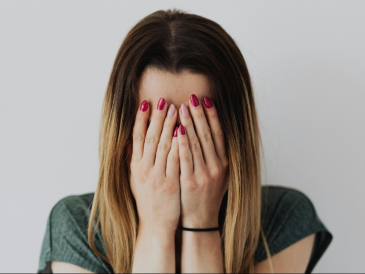 “Kenapa Ga Ada yang Paham Aku?”: Empati sebagai Keterampilan Sosial Inti - Article | Toko Psikologi